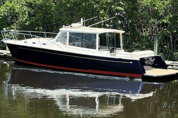 43-ft-MJM-2021-43Z-Jewel Naples Florida United States  yacht for sale