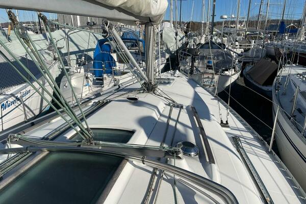 36ft Beneteau Yacht For Sale