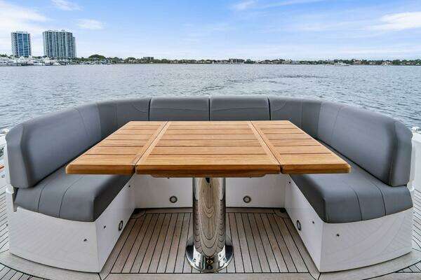 Sunseeker 55 Manhattan Yacht For Sale