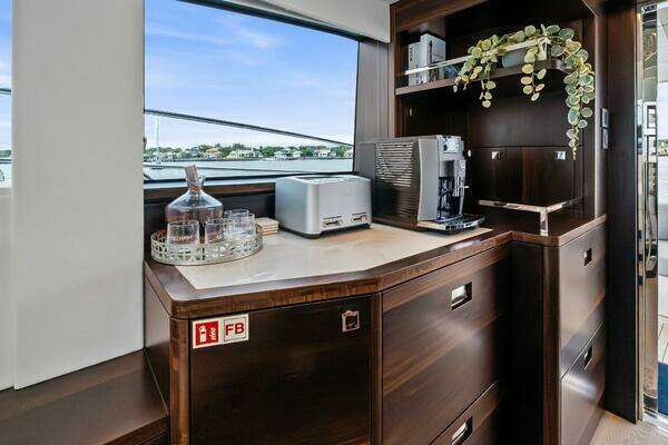 Sunseeker 55 Manhattan Yacht For Sale