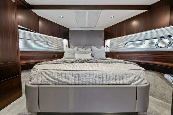Sunseeker 55 Manhattan Yacht For Sale