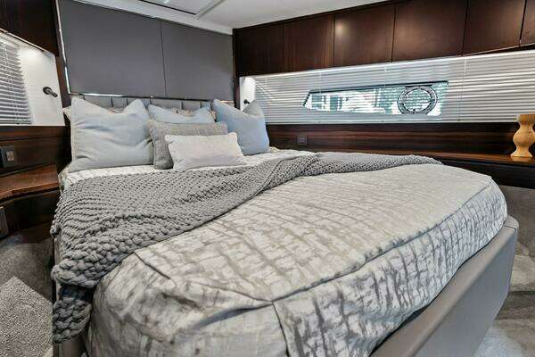 Sunseeker 55 Manhattan Yacht For Sale