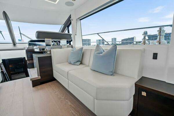 Sunseeker 55 Manhattan Yacht For Sale