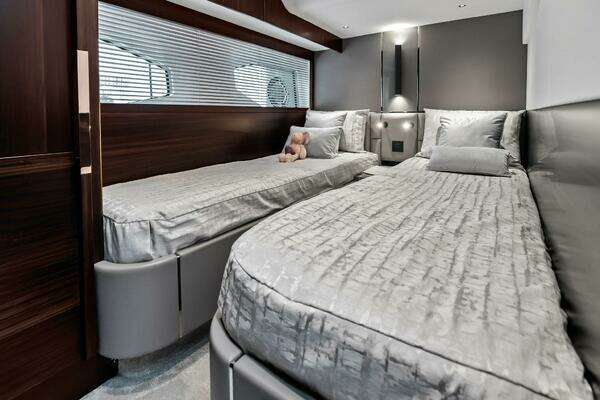 Sunseeker 55 Manhattan Yacht For Sale