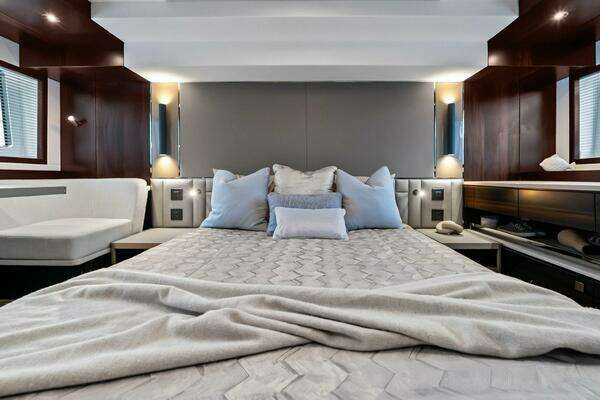 Sunseeker 55 Manhattan Yacht For Sale