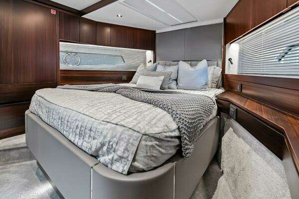 Sunseeker 55 Manhattan Yacht For Sale