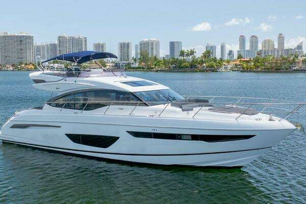 2017 Princess 65