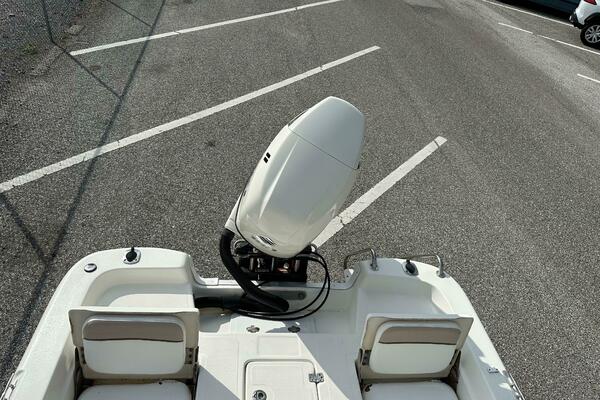 21ft NauticStar Yacht For Sale