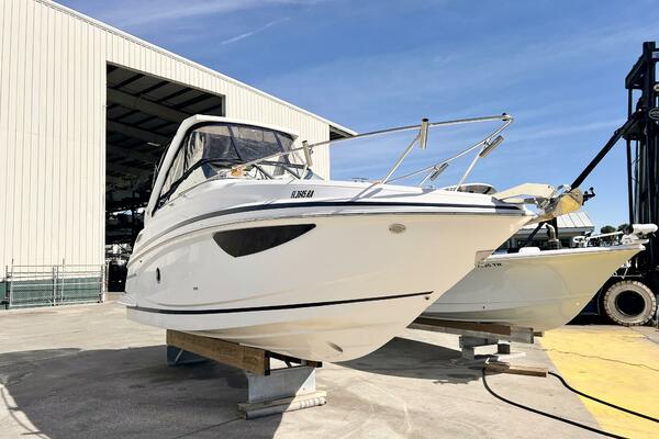 28ft Regal Yacht For Sale