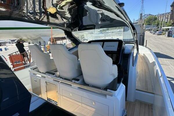 Shadow Boat 47ft Sacs Yacht For Sale