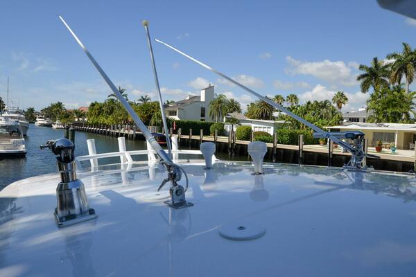 Quid Pro Quo 30ft Intrepid Yacht For Sale