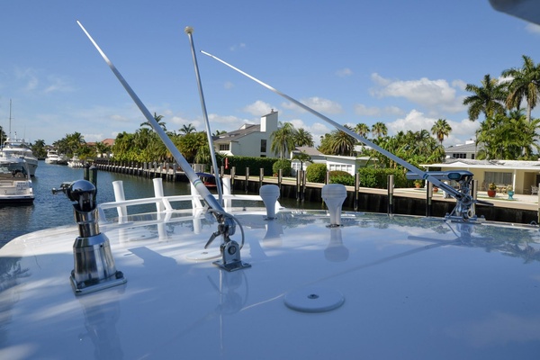 Quid Pro Quo 30ft Intrepid Yacht For Sale