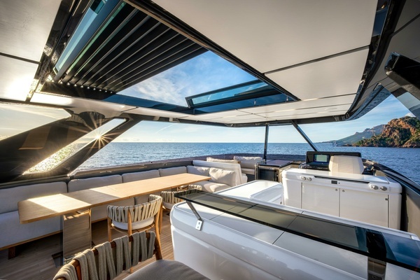 2025 Ferretti Yachts 95