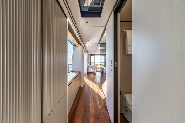 2025 Ferretti Yachts 95