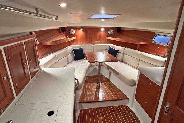 MJM 34z Hard Top Express Yacht For Sale