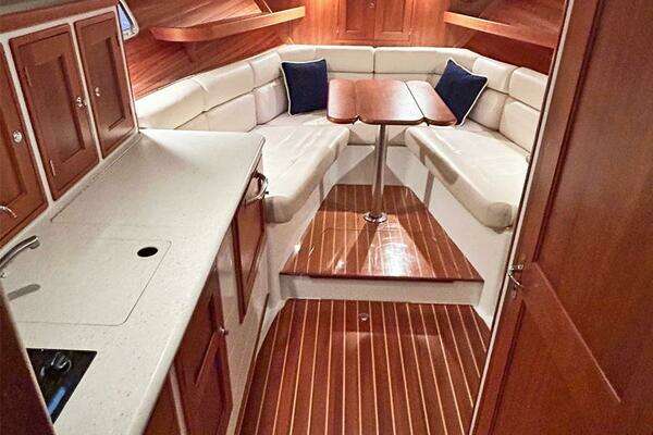 MJM 34z Hard Top Express Yacht For Sale