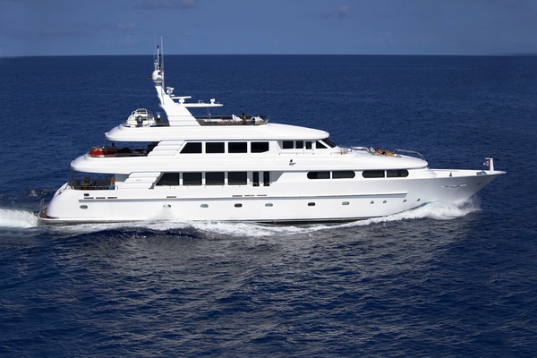 2003 Cheoy Lee 125 Tri-Deck