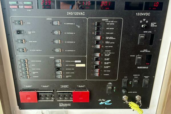 55ft Sea Ray Yacht For Sale