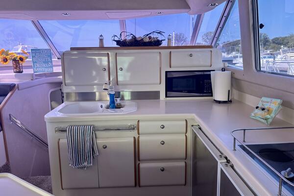 55ft Sea Ray Yacht For Sale