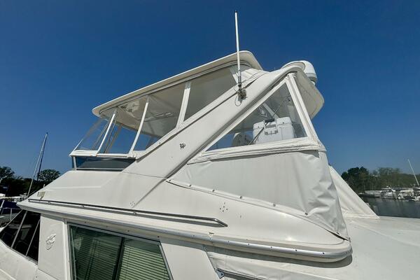 55ft Sea Ray Yacht For Sale