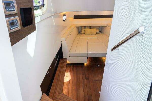 Pursuit S 408 Yacht For Sale