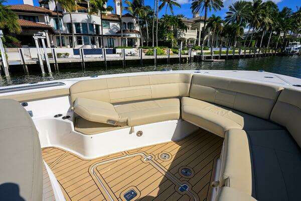 Pursuit S 408 Yacht For Sale