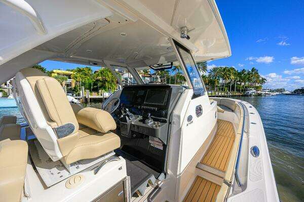Pursuit S 408 Yacht For Sale
