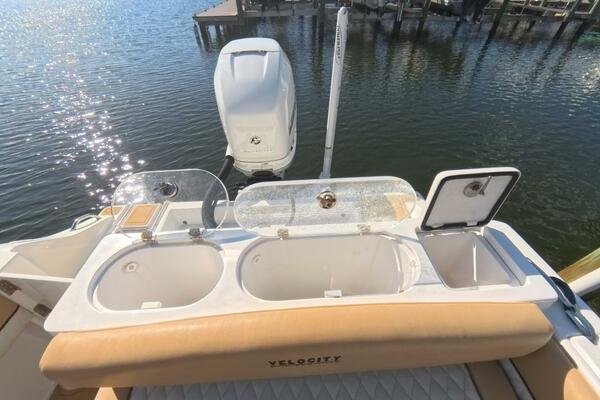 26ft Velocity Yacht For Sale