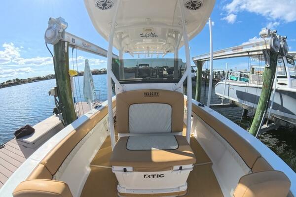 26ft Velocity Yacht For Sale