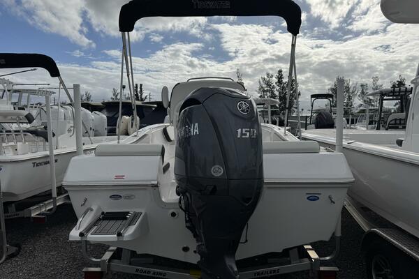 198 CC Adventure 19ft Tidewater Yacht For Sale