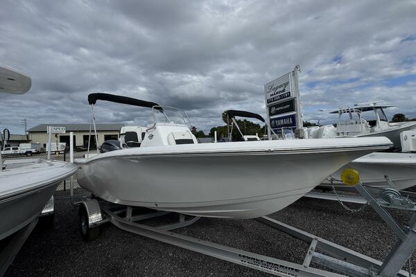 198 CC Adventure 19ft Tidewater Yacht For Sale