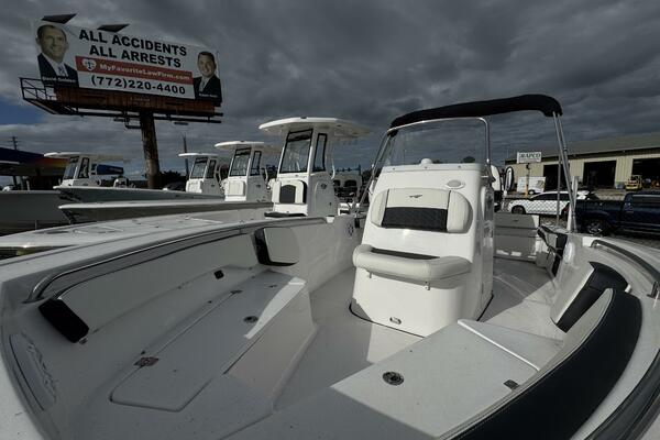 198 CC Adventure 19ft Tidewater Yacht For Sale