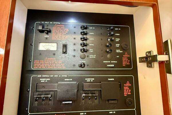 Formula 37 Performance Cruiser Yacht For Sale