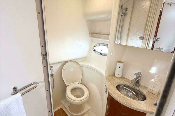 Formula 37 Performance Cruiser Yacht For Sale