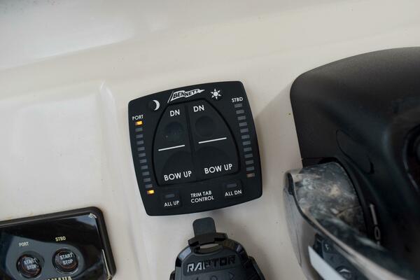 Lindsay Caroline 27ft Grady White Yacht For Sale