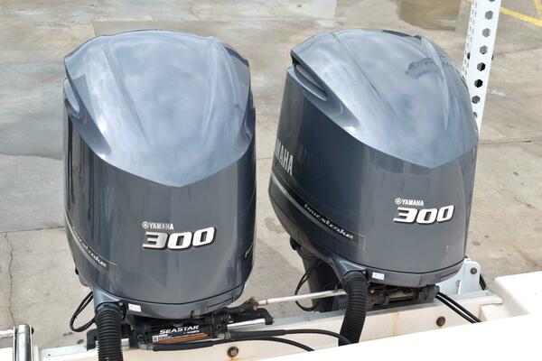 Lindsay Caroline 27ft Grady White Yacht For Sale