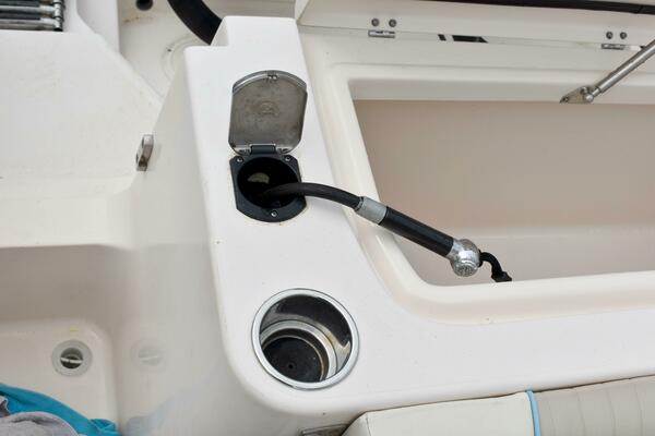 Lindsay Caroline 27ft Grady White Yacht For Sale