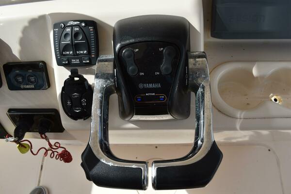 Lindsay Caroline 27ft Grady White Yacht For Sale