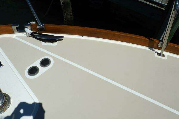 Grand Banks 38 Eastbay EX Yacht For Sale