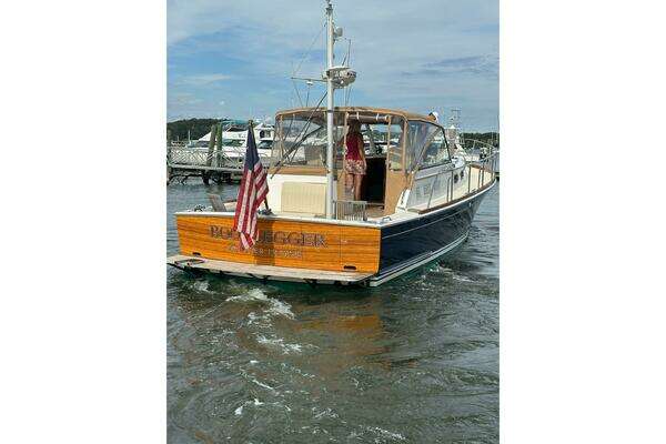 Grand Banks 38 Eastbay EX Yacht For Sale