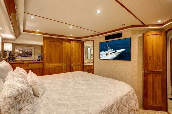 Viking 70 Convertible Yacht For Sale