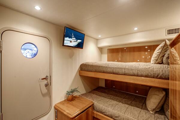 Viking 70 Convertible - Stateroom, Over/Under Berths