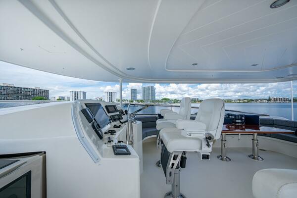 Lila Cuy 112ft Westport Yacht For Sale