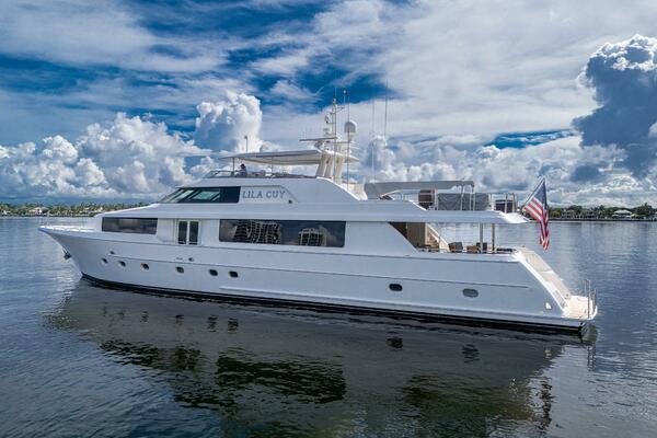 Lila Cuy 112ft Westport Yacht For Sale