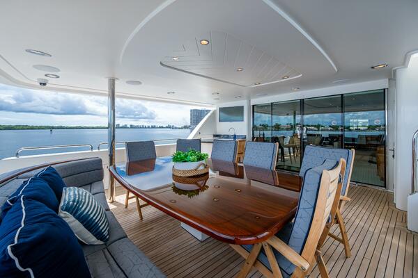 Lila Cuy 112ft Westport Yacht For Sale