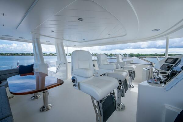 Lila Cuy 112ft Westport Yacht For Sale