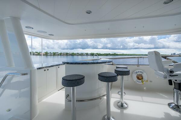 Lila Cuy 112ft Westport Yacht For Sale