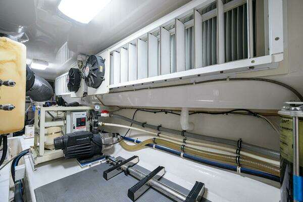 Viking 60 Convertible Yacht For Sale