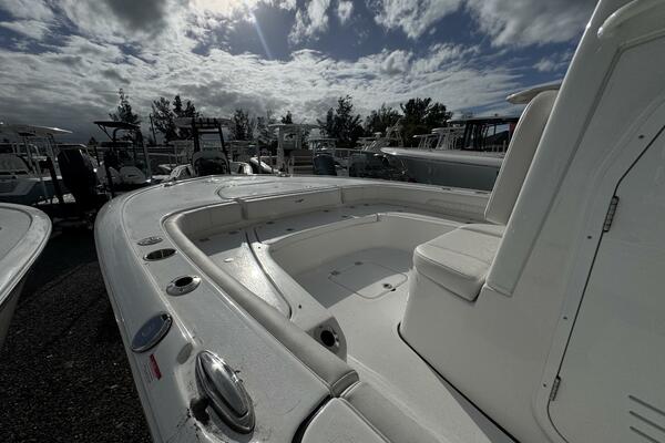 2500 Carolina Bay 25ft Tidewater Yacht For Sale