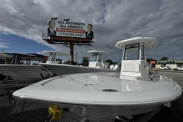 2500 Carolina Bay 25ft Tidewater Yacht For Sale